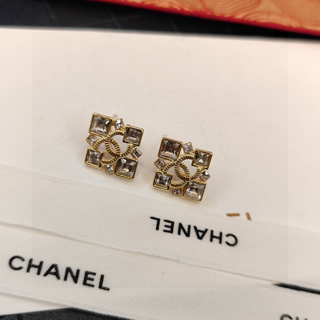 CC Jewelry New 40