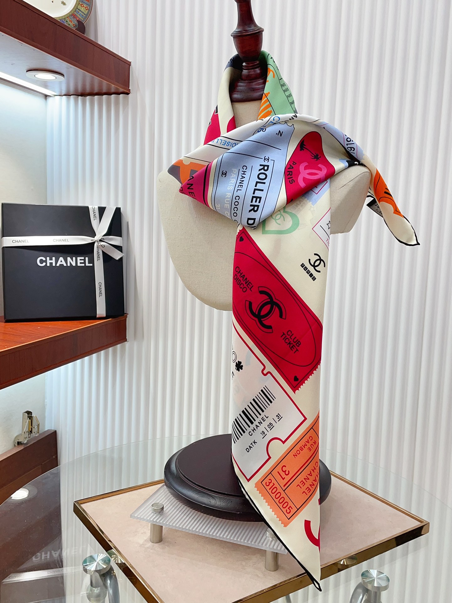 CC Scarf 90*90cm 0011