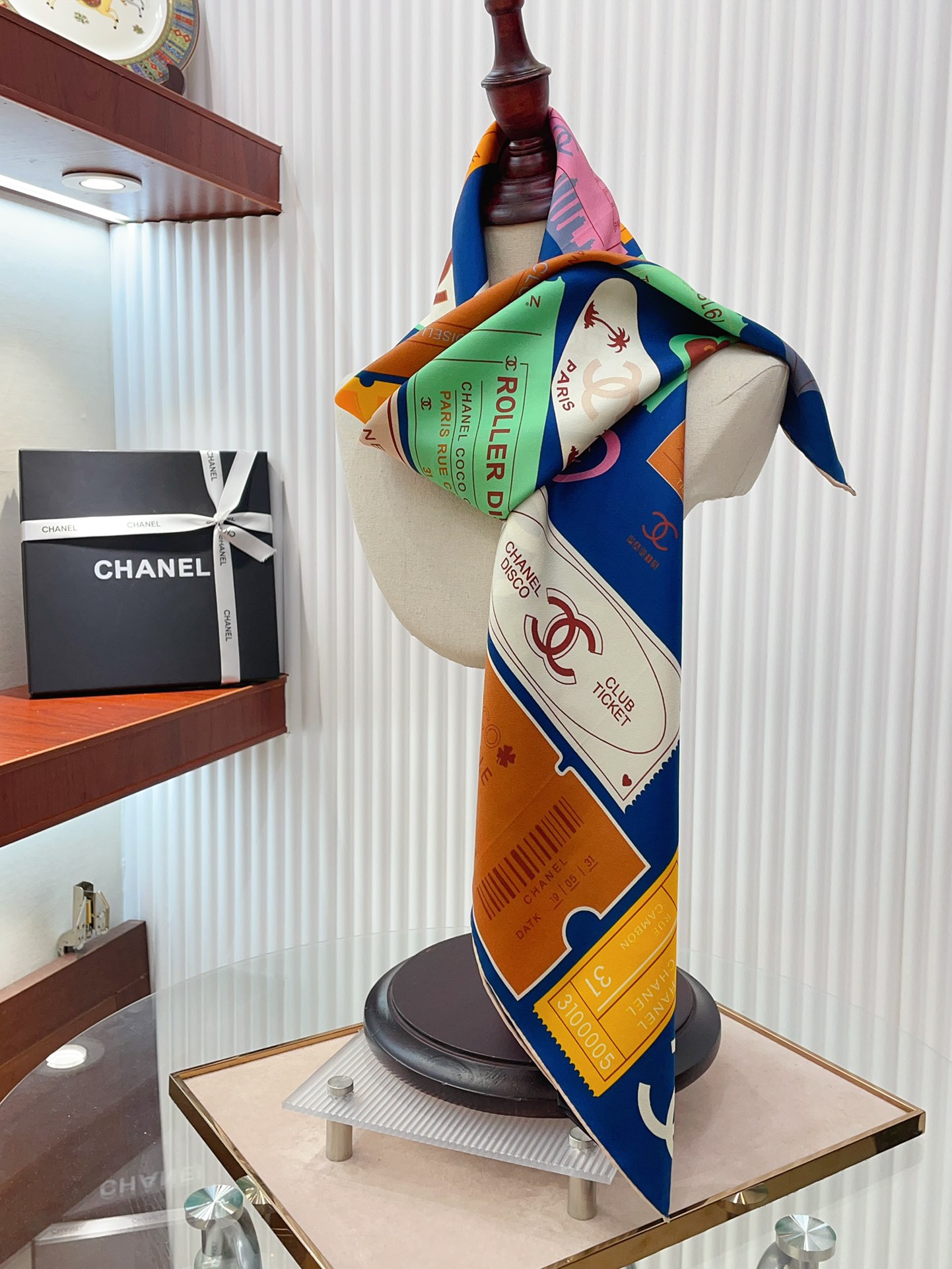 CC Scarf 90*90cm 0011