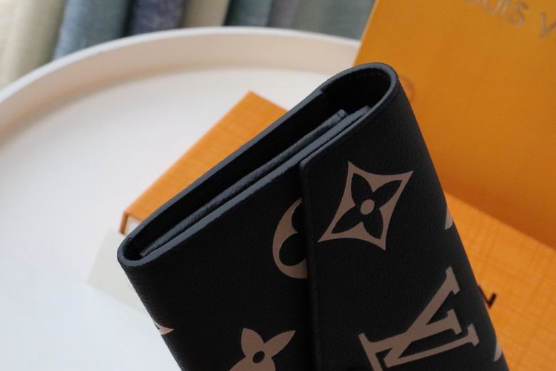 LV Bag 19.5X10.5X2.5cm 09