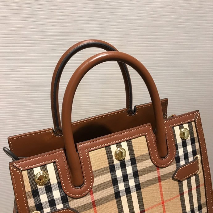 bb Mini Vintage Check Two-handle Title Bag Archive Beige For Women, Women's Bags 10.2in/26cm 80252671