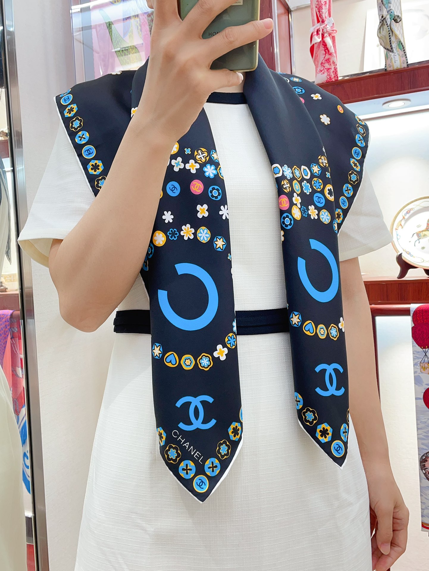 CC Scarf 90*90cm 0010