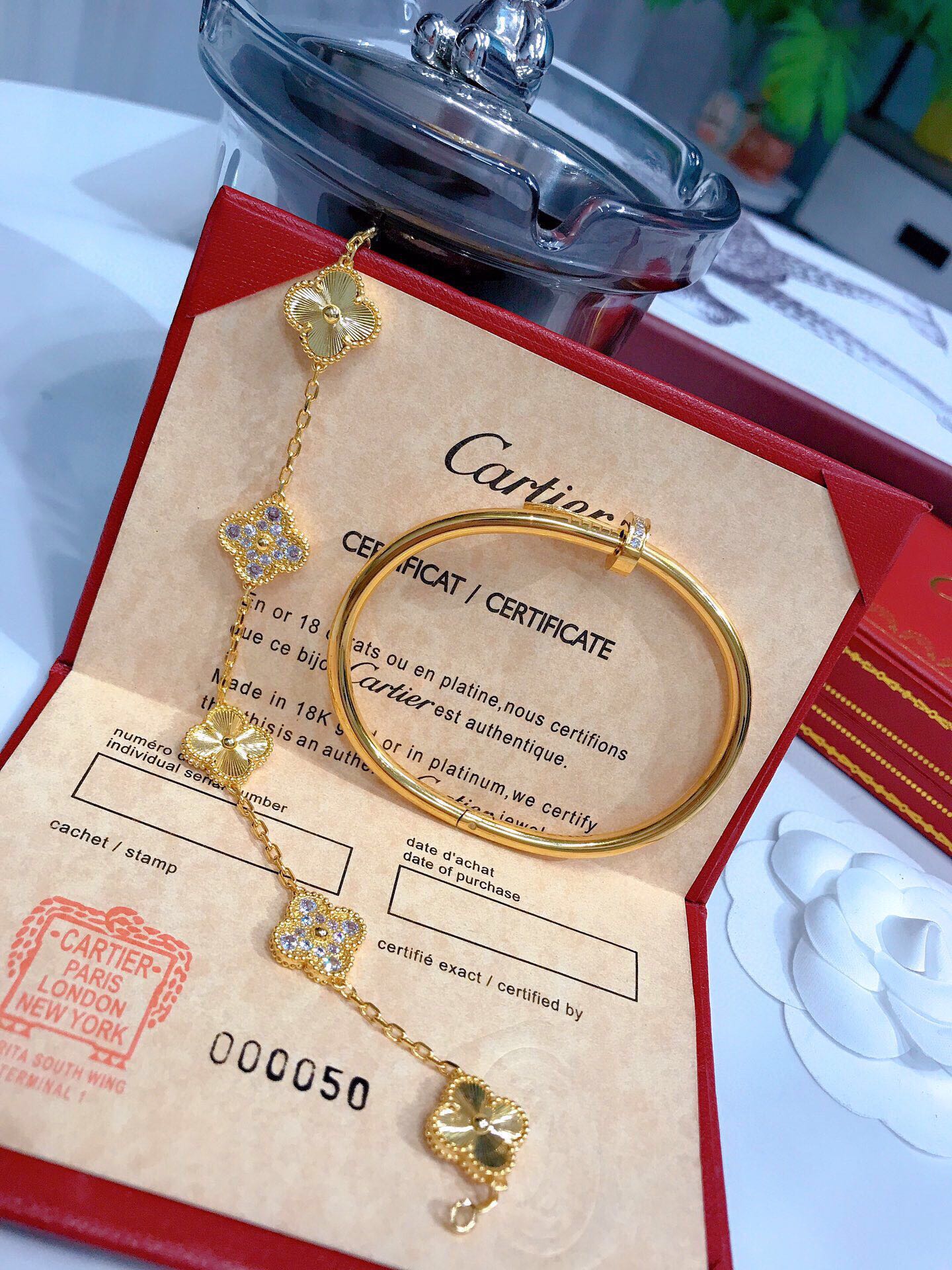 Car Bracelet and Chain Set 005