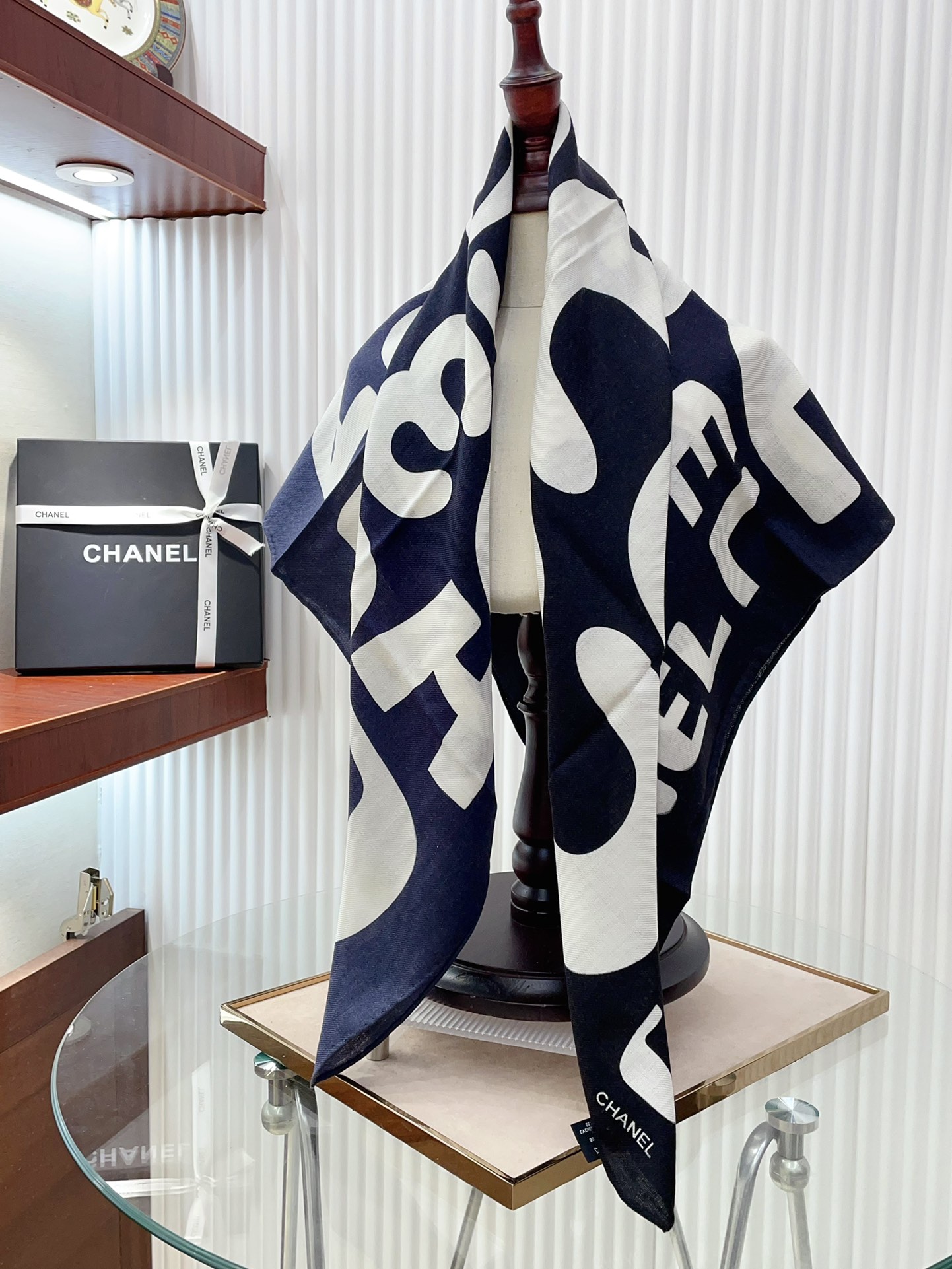 CC Scarf 90*90cm 0020