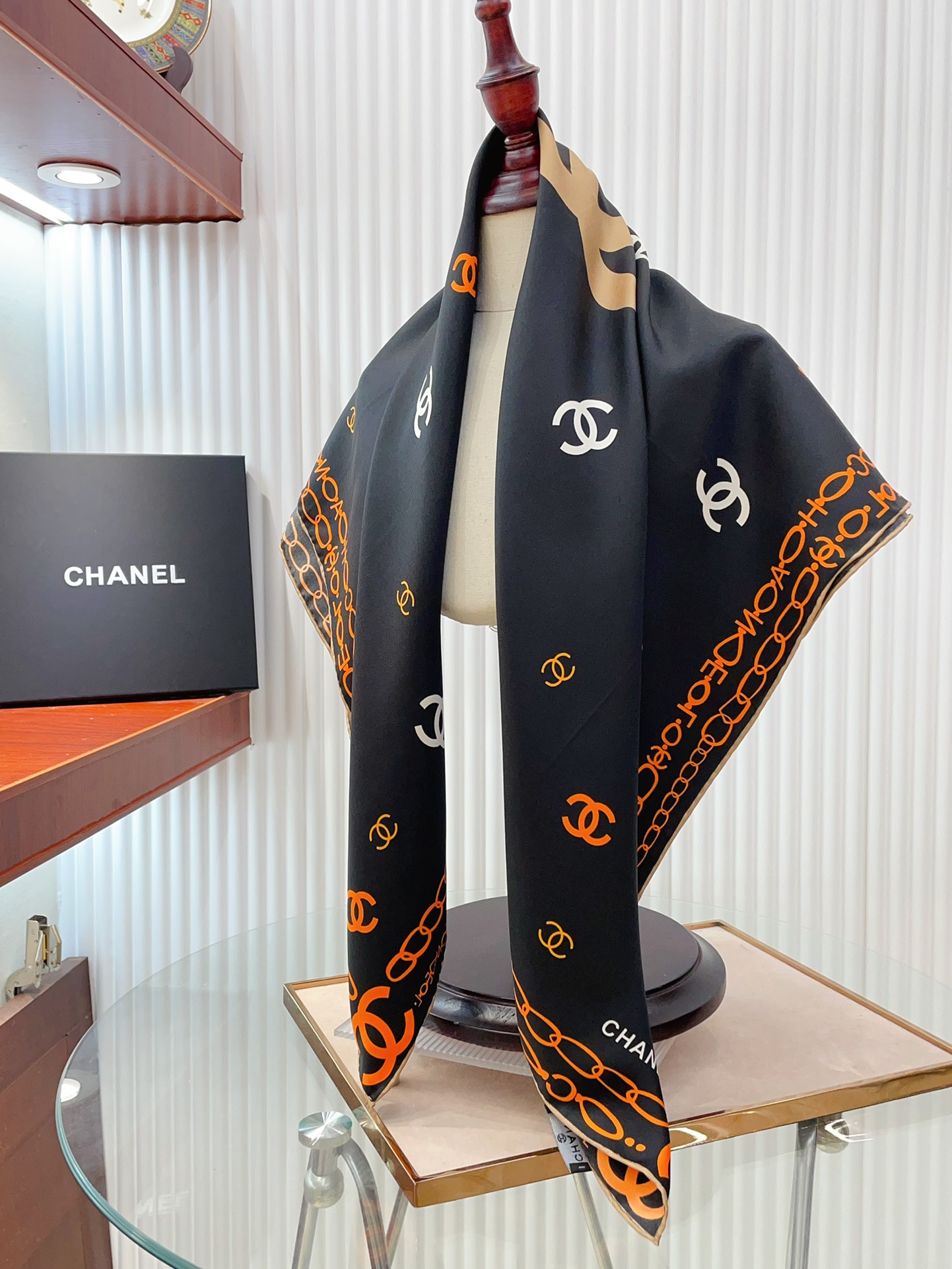 CC Scarf 90*90cm 0029