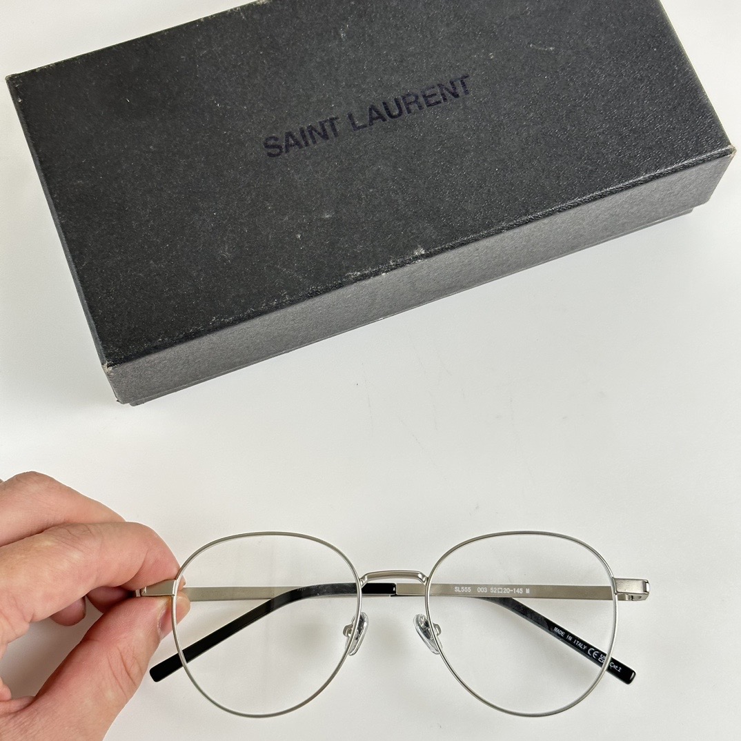 SL555 SIZE:52-20-145