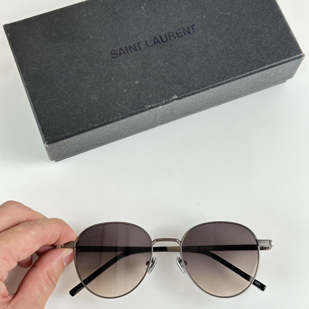 SL555 SIZE:52-20-145