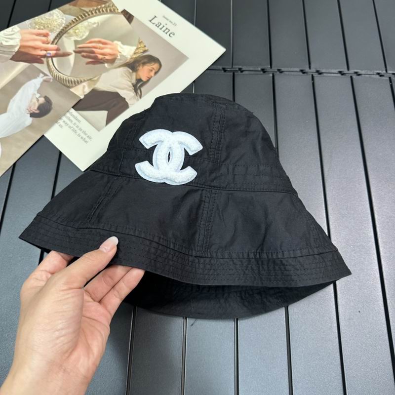 CC hat 132