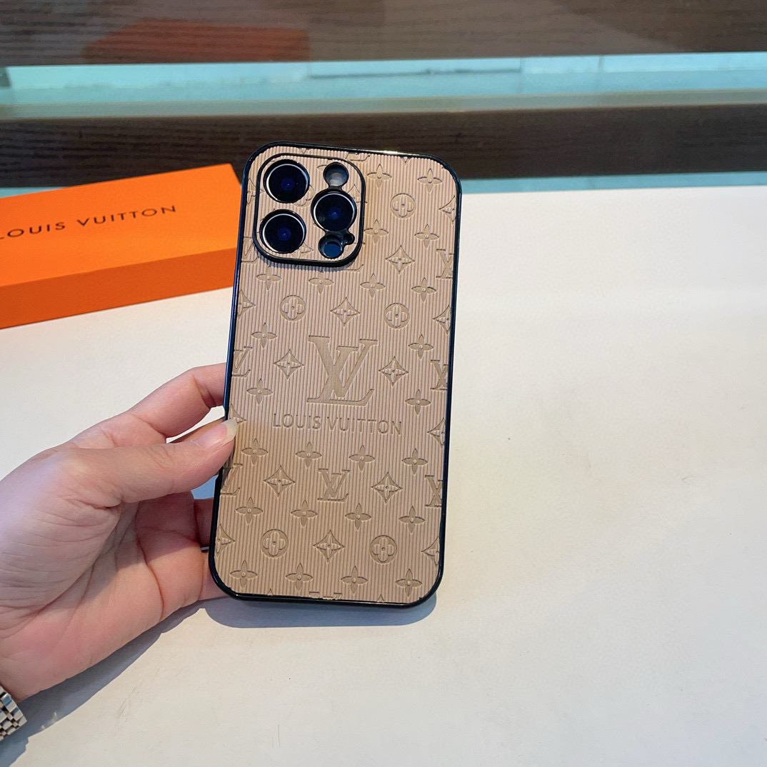 Louis Phone Case 001