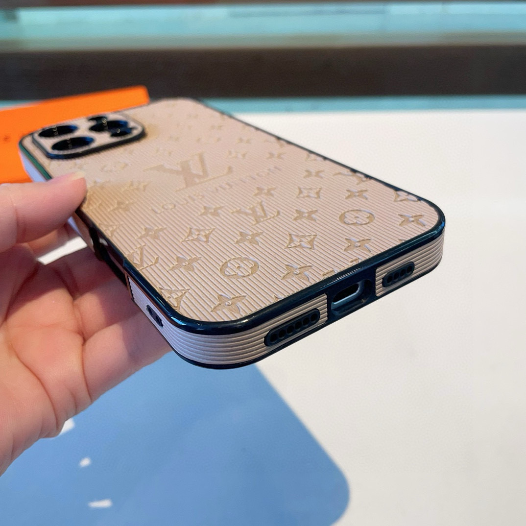 Louis Phone Case 001