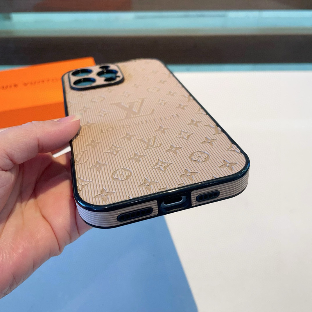Louis Phone Case 001
