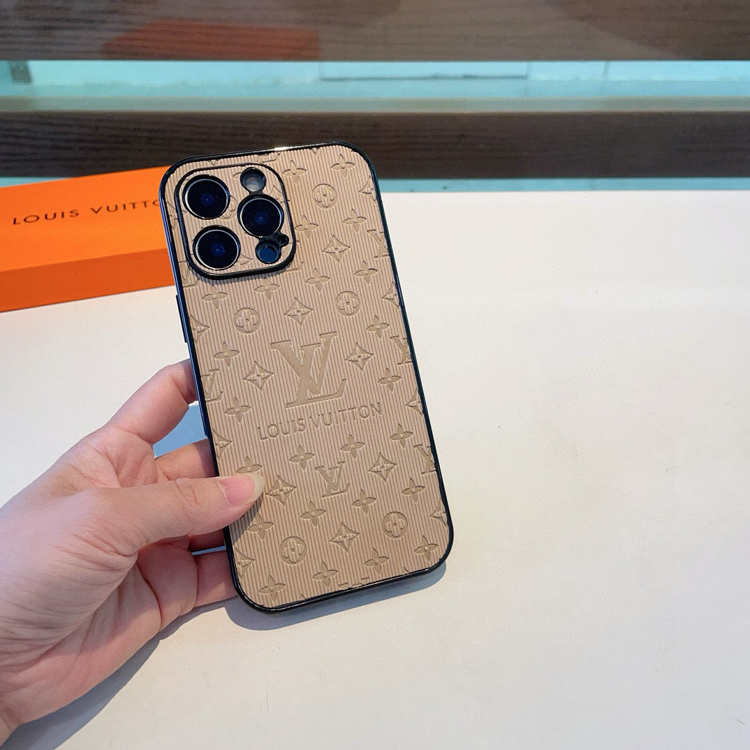 Louis Phone Case 001