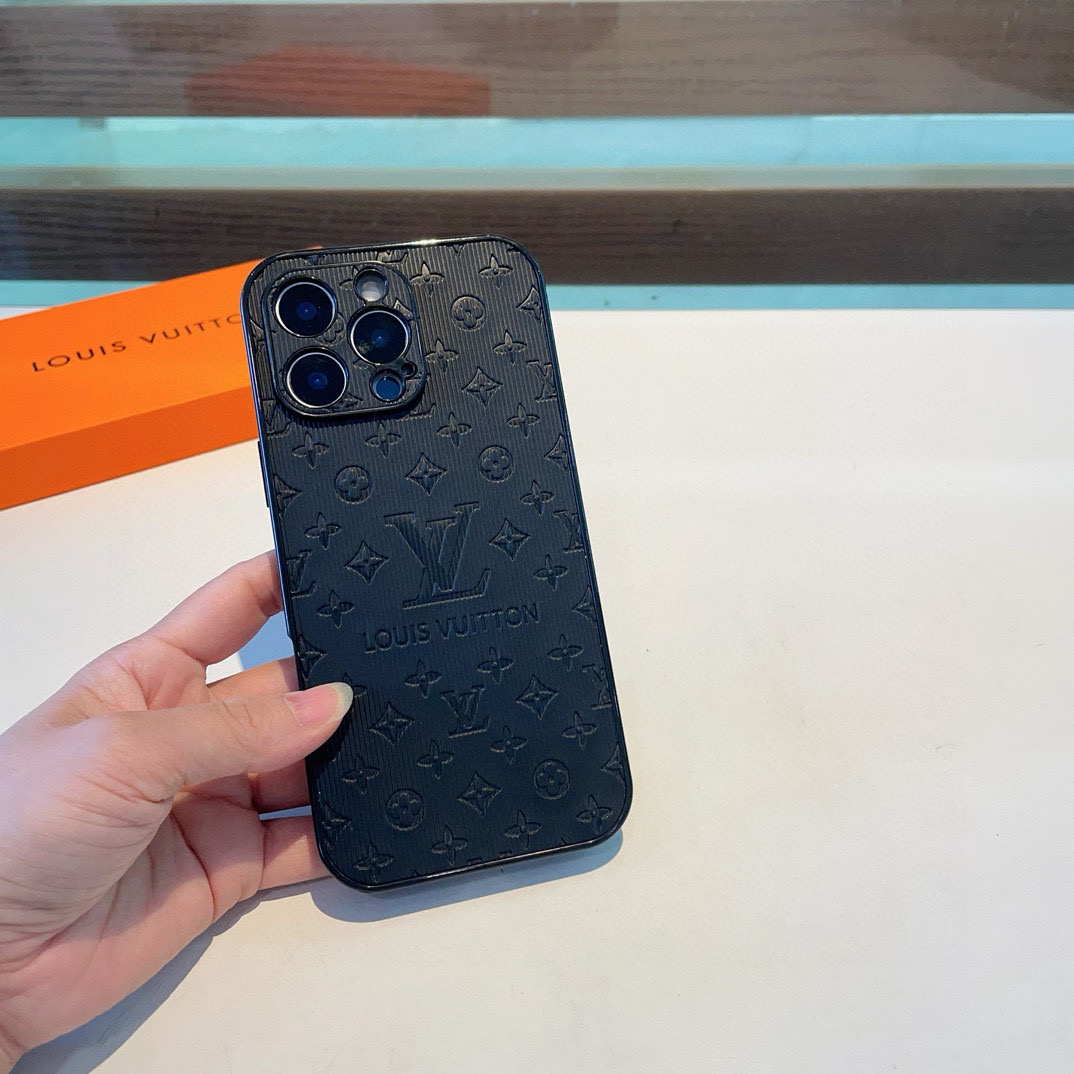 Louis Phone Case 001