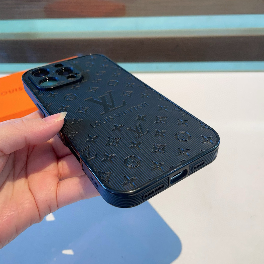 Louis Phone Case 001