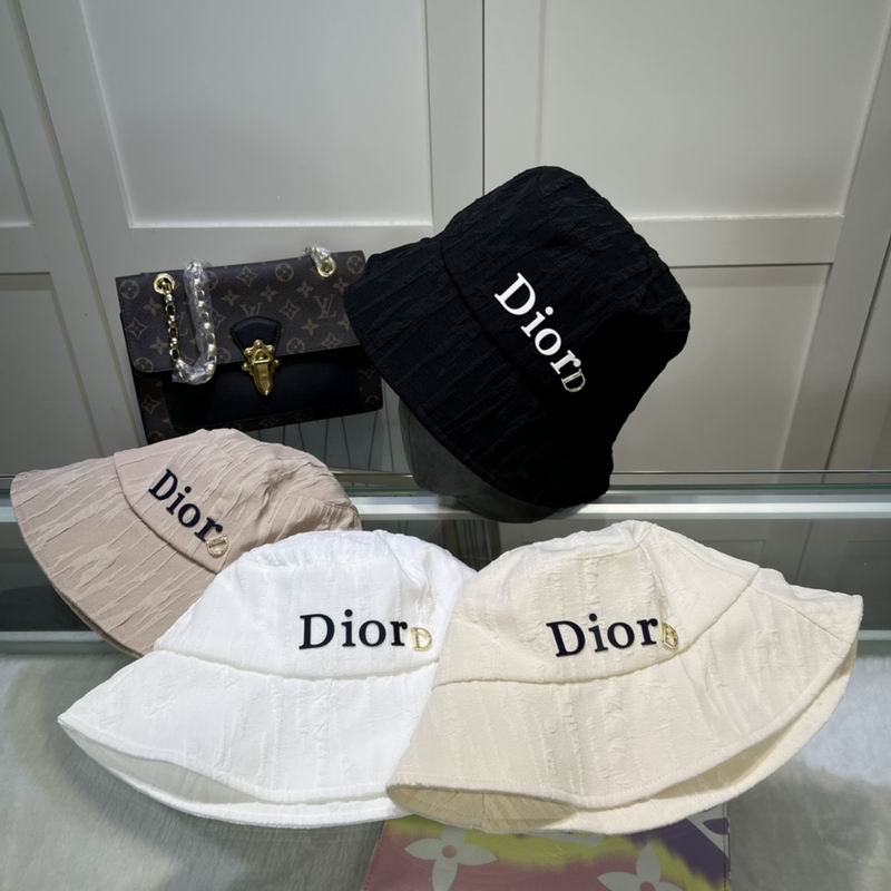 DD hat 04