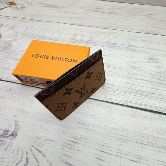 LV Bag  20X12X6cm 28