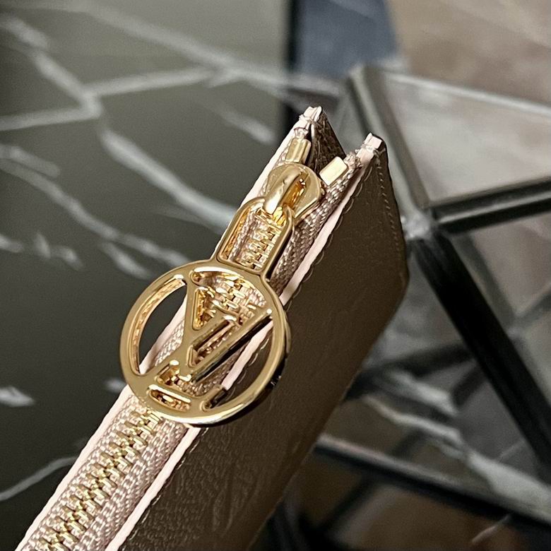 LV Bag  12X8X0.8cm 16