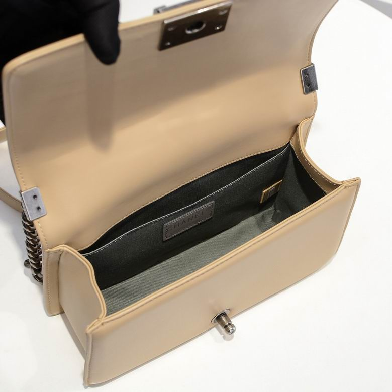 CHEVRON BOY CC HANDBAG