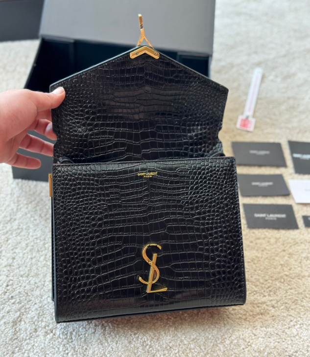 Y CASSANDRA TOP HANDLE BLACK 24 CM