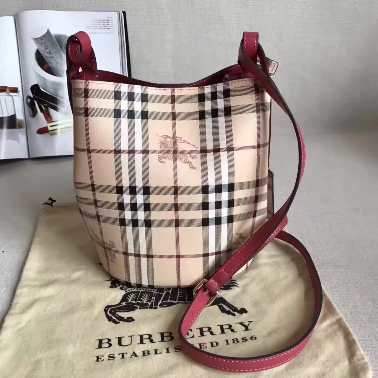 BB Leather and Haymarket Check Crossbody Bucket Bag Red