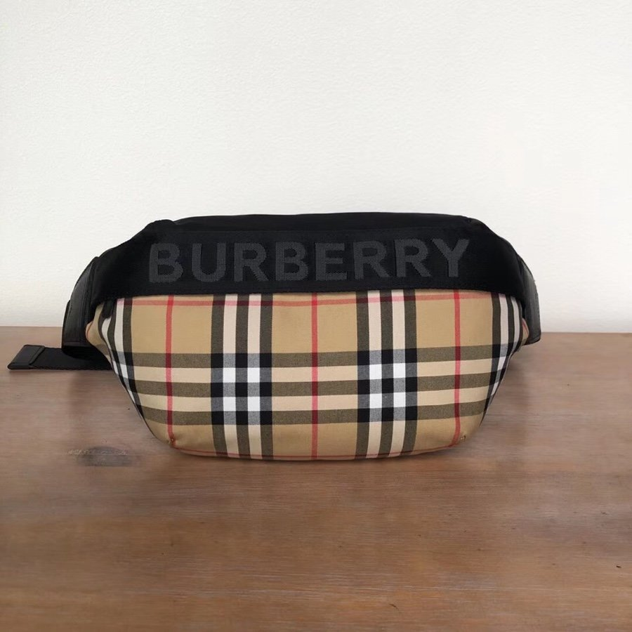 BB Women Medium Vintage Check Bum Bag