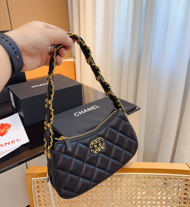 CC Hobo new arrival bag size :23*14cm