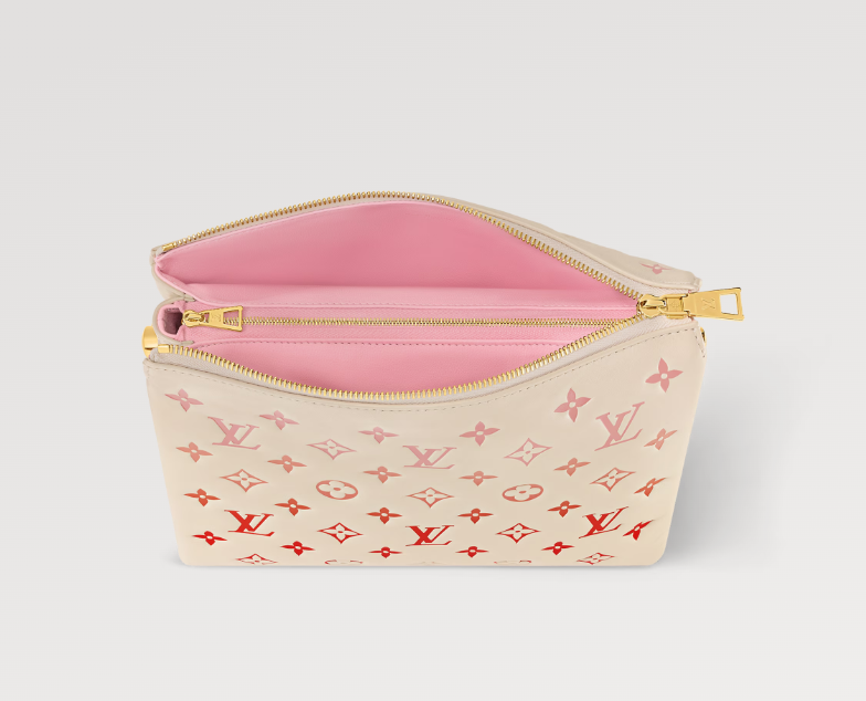 Louis new arrival Coussin PM bag size: 26 x 20 x 12 cm