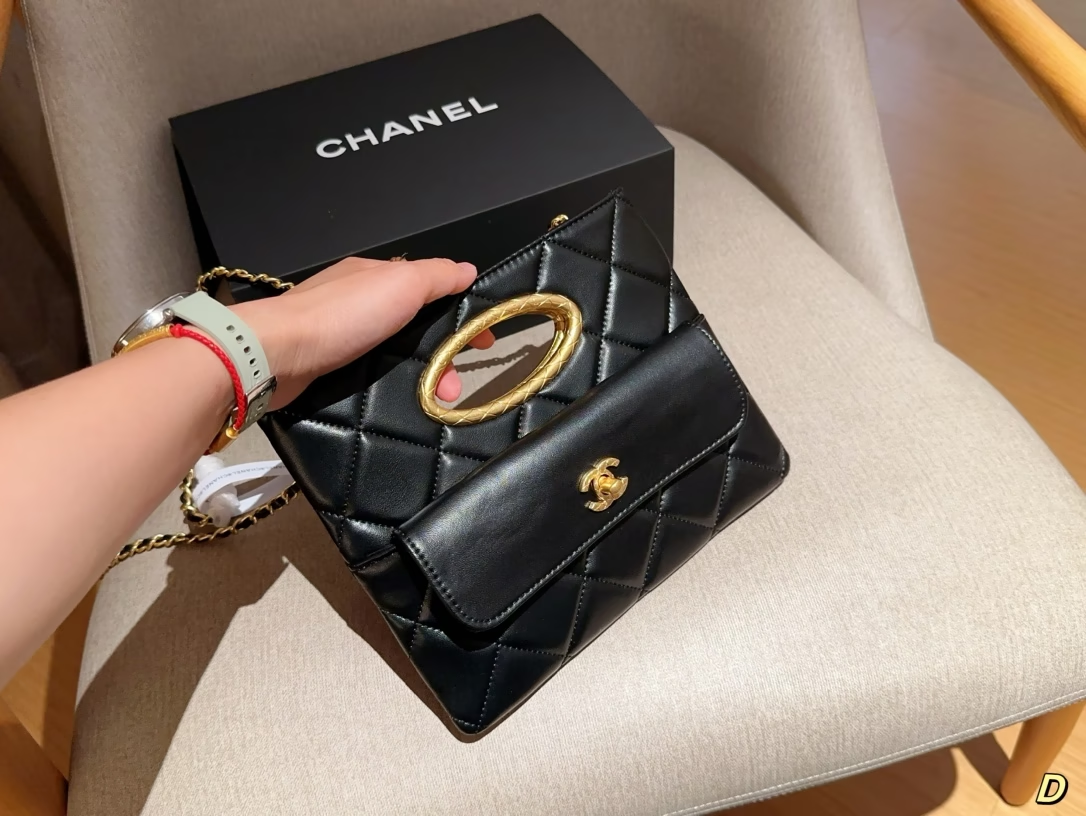 Cc new arrivl 24b bag size:25*20 cm