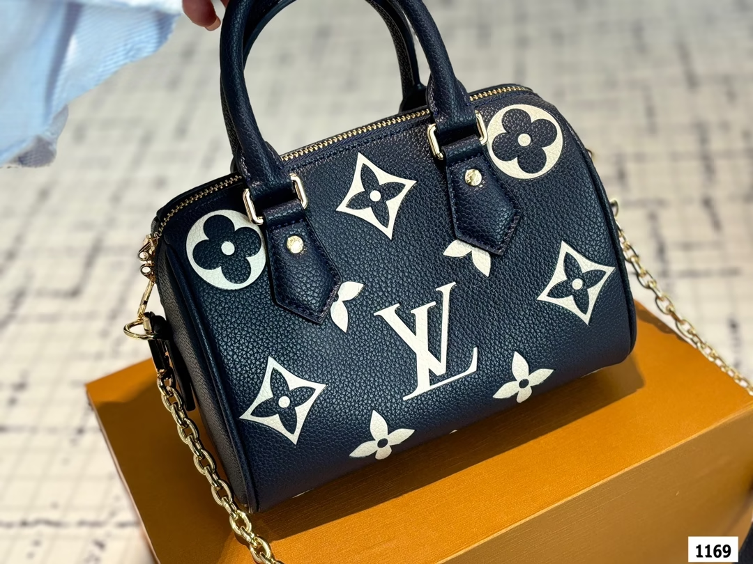 Louis new arrival speedy bag size 20cm