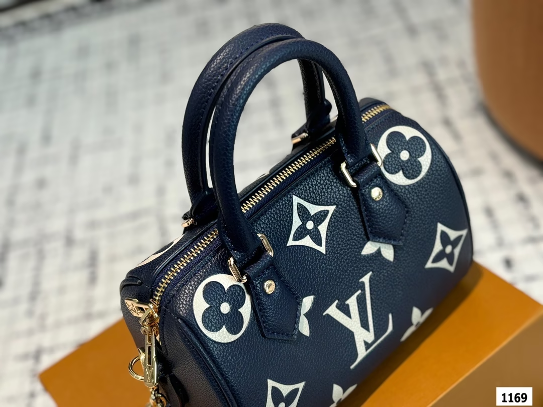 Louis new arrival speedy bag size 20cm