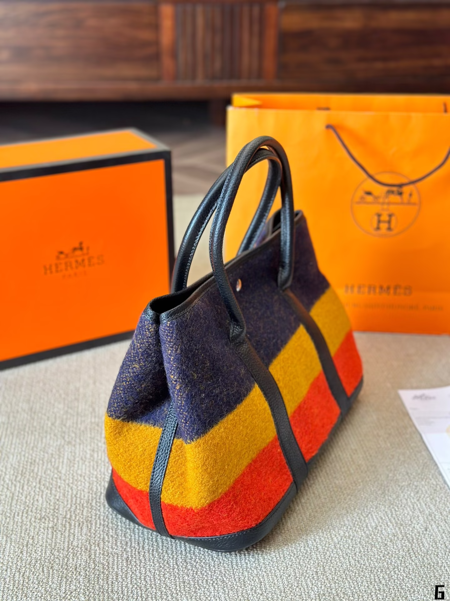 Her new arrival garden bag size; 36*25 cm