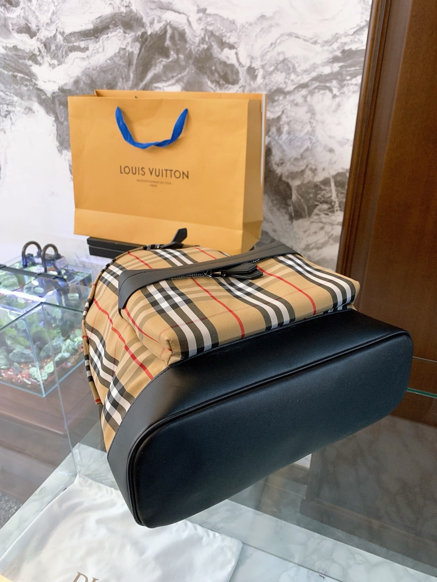 Bb new arrival vintage men and women backpack size: 41*34*13 cm