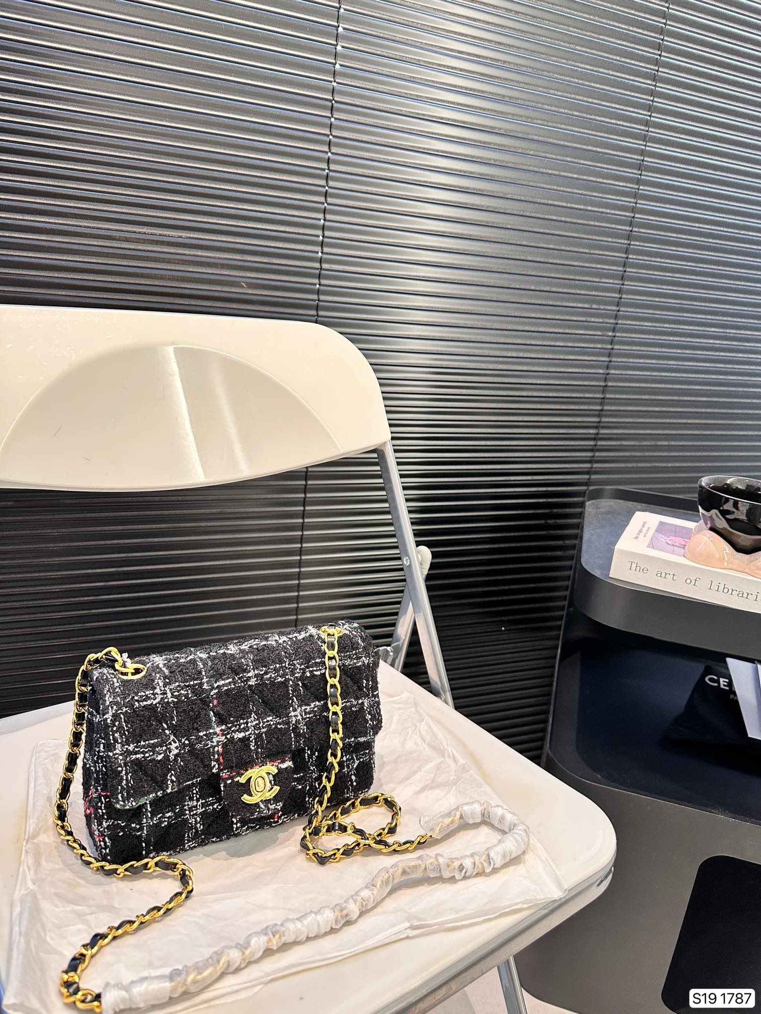 CC new arrival cf bag size: 20*13 cm