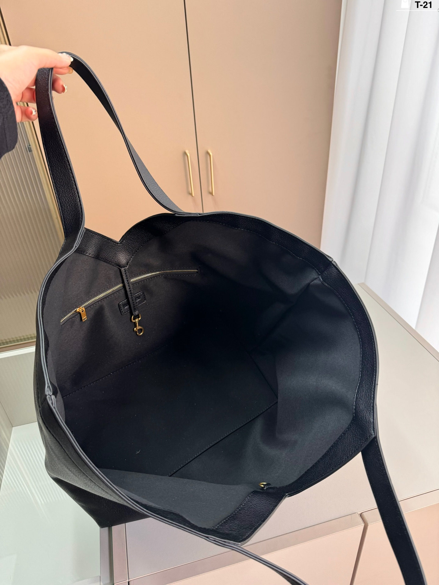 Y new arrival tote bag size: 37.22.34 cm