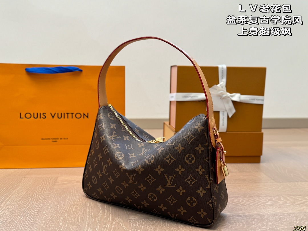 Louis new arrival vintage bag size:33 * 21 cm