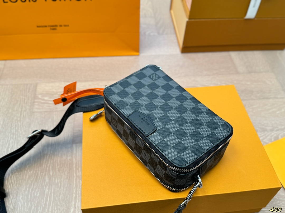 Louis new arrival men camera bag size: 19*12 cm