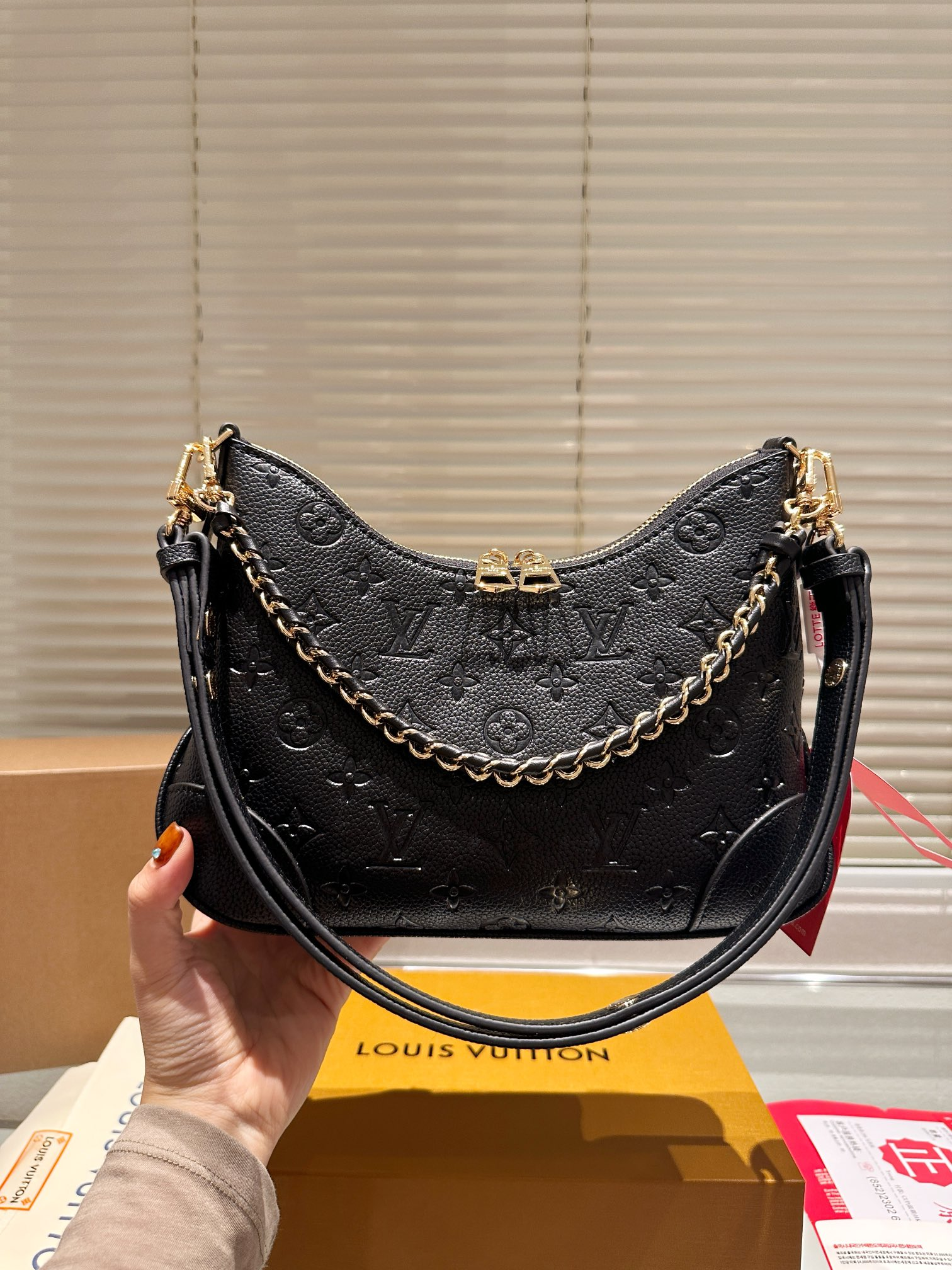 Louis new arrival vintage bag size: 26 * 19 cm