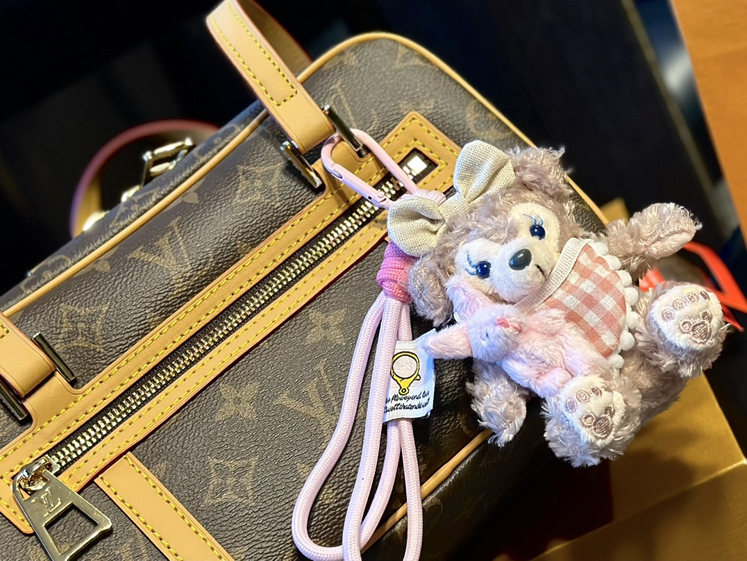 Louis new arrival vintage bag size: 25 * 15cm