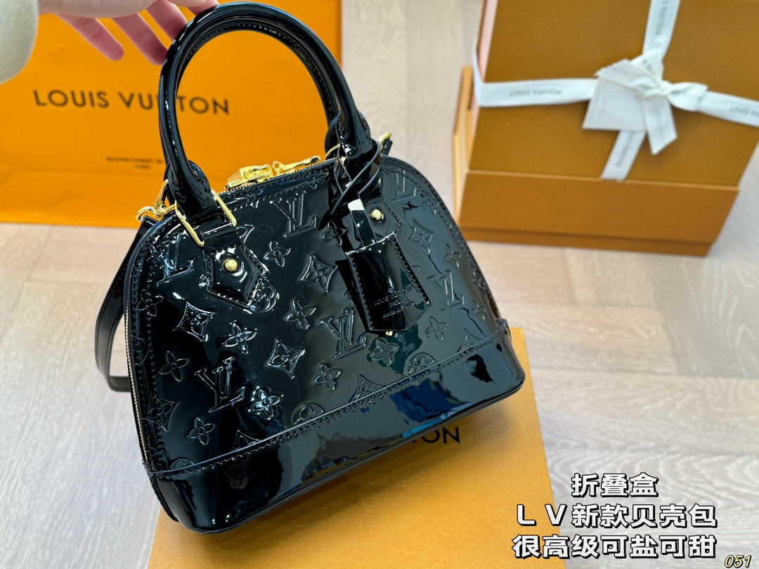 Louis 2024 new arrival bb bag size:24*18 cm