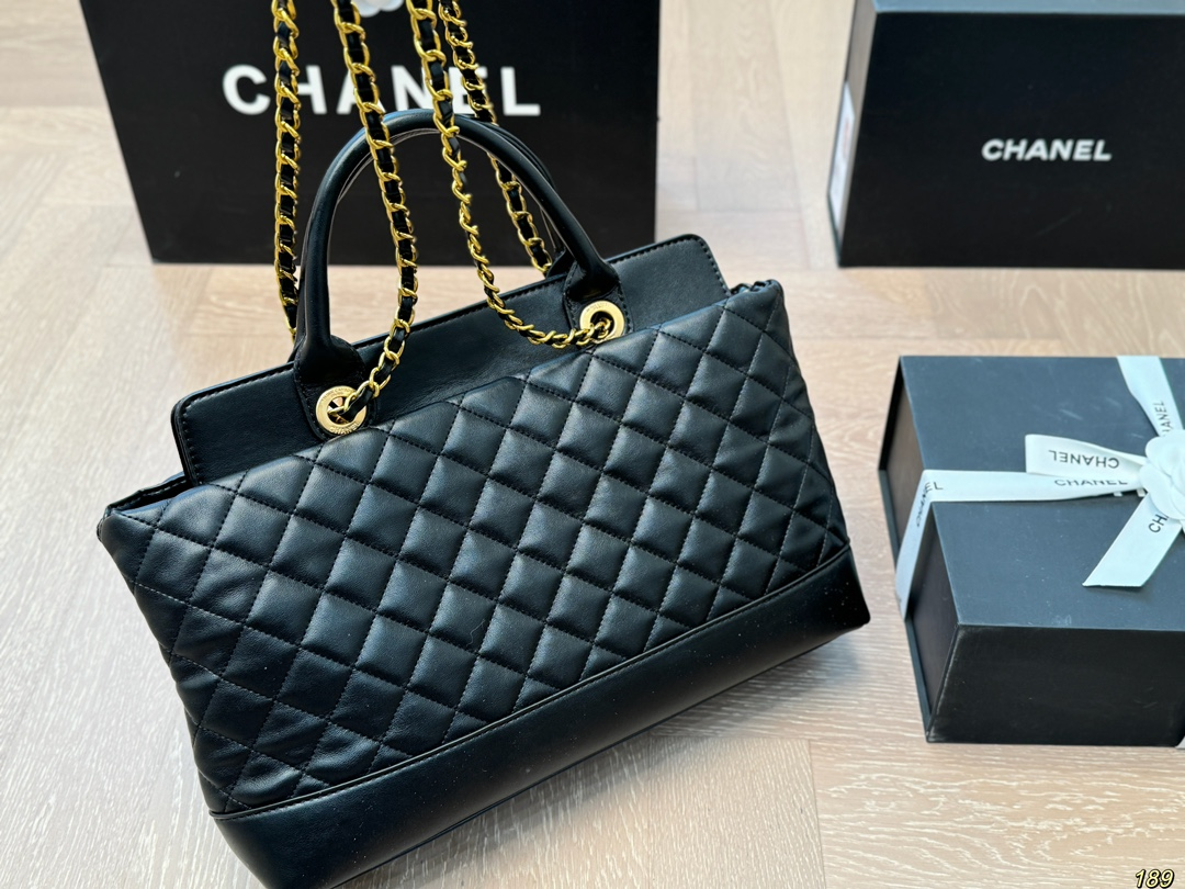 CC new arrival tote bag size: 34 * 20 cm