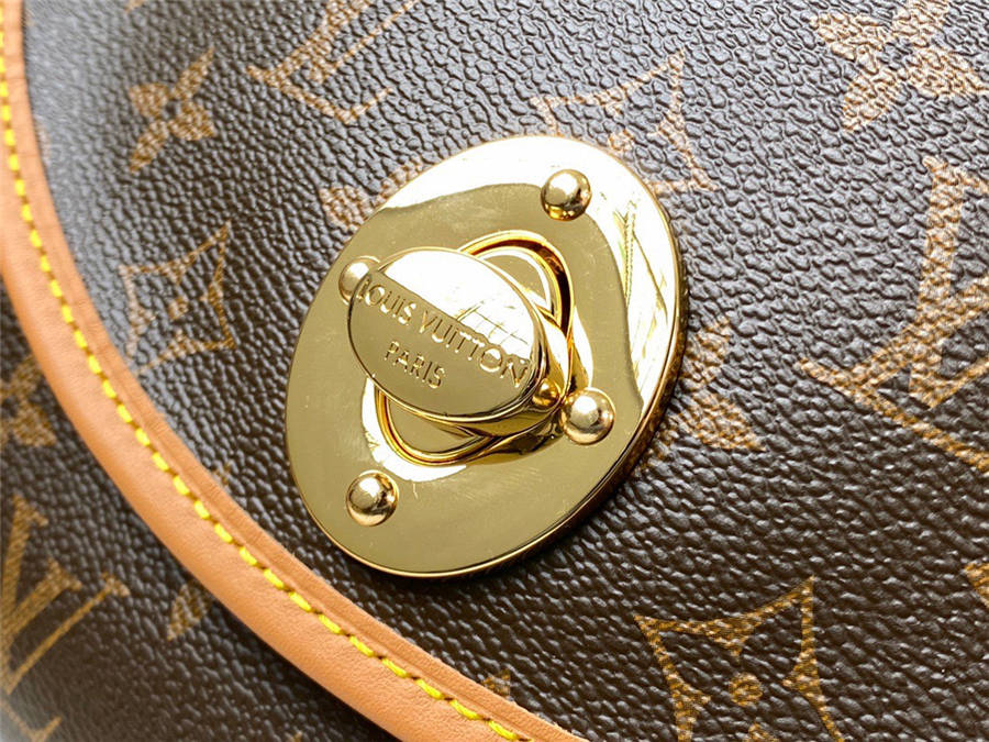 Louis Monogram Canvas Tulum GM Bag size: 35 * 9 *26cm