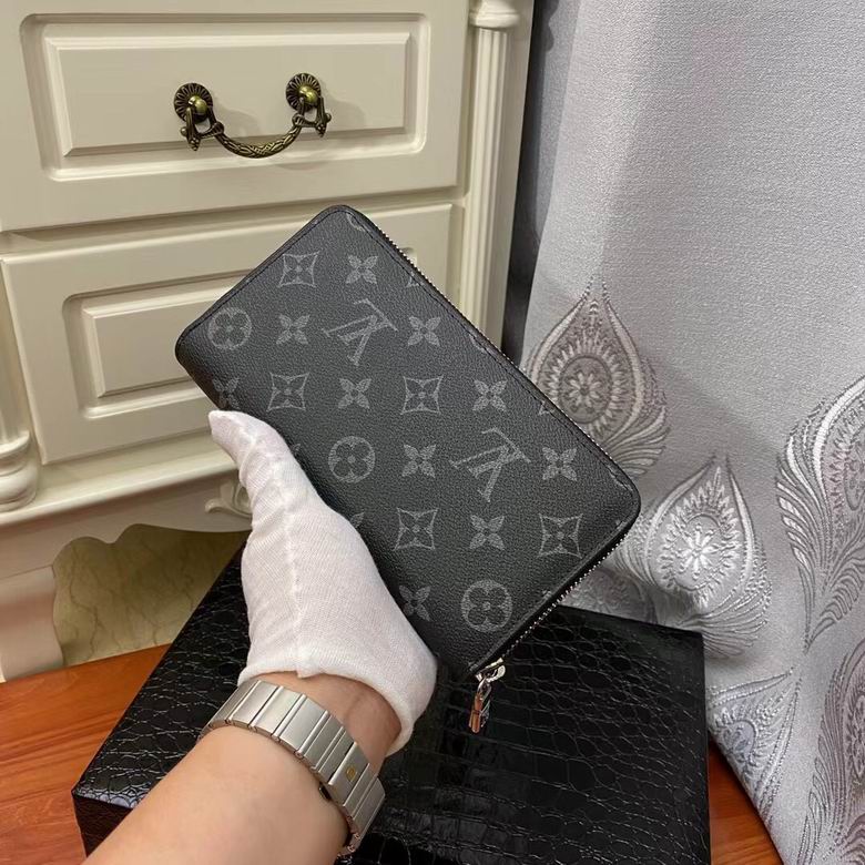 LV Bag 19X10X4 22