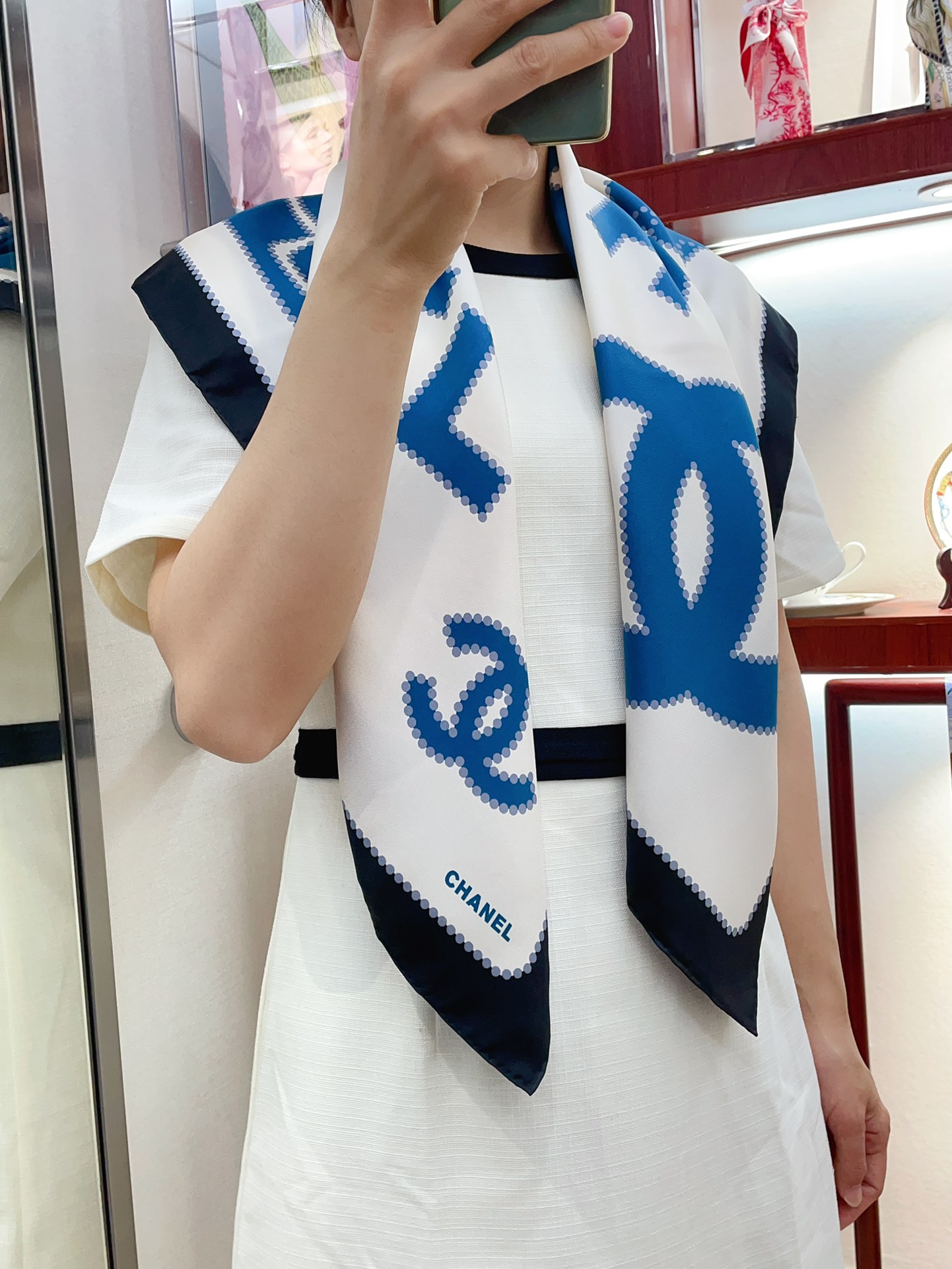 CC Scarf 90*90cm 0008