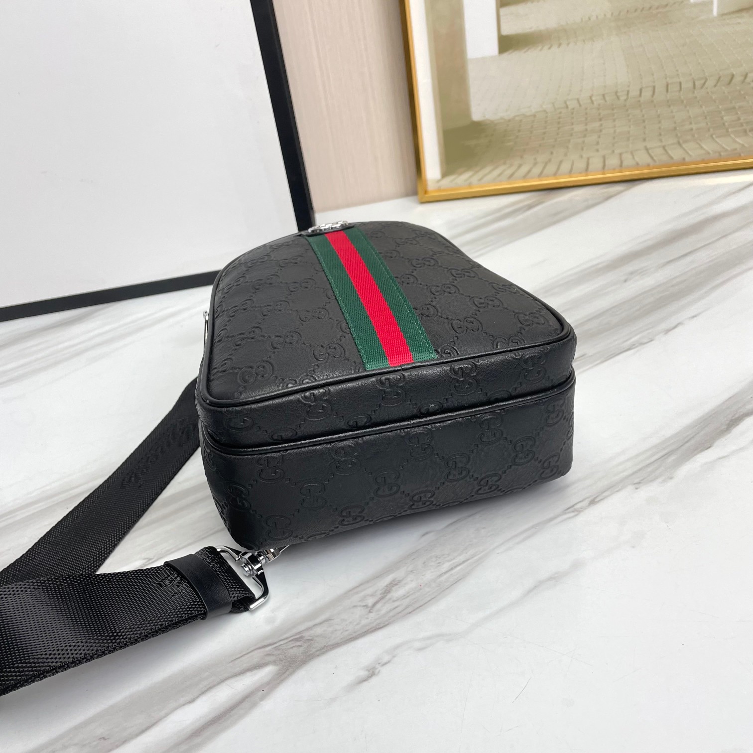 GG new arrival man bag size : 17x30x8 cm