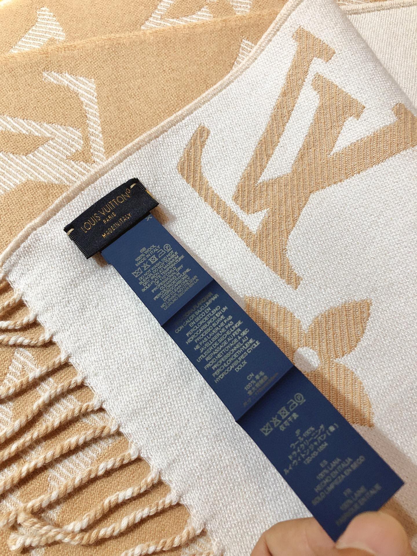 Louis new arrival scarf size: 45*200 cm 007