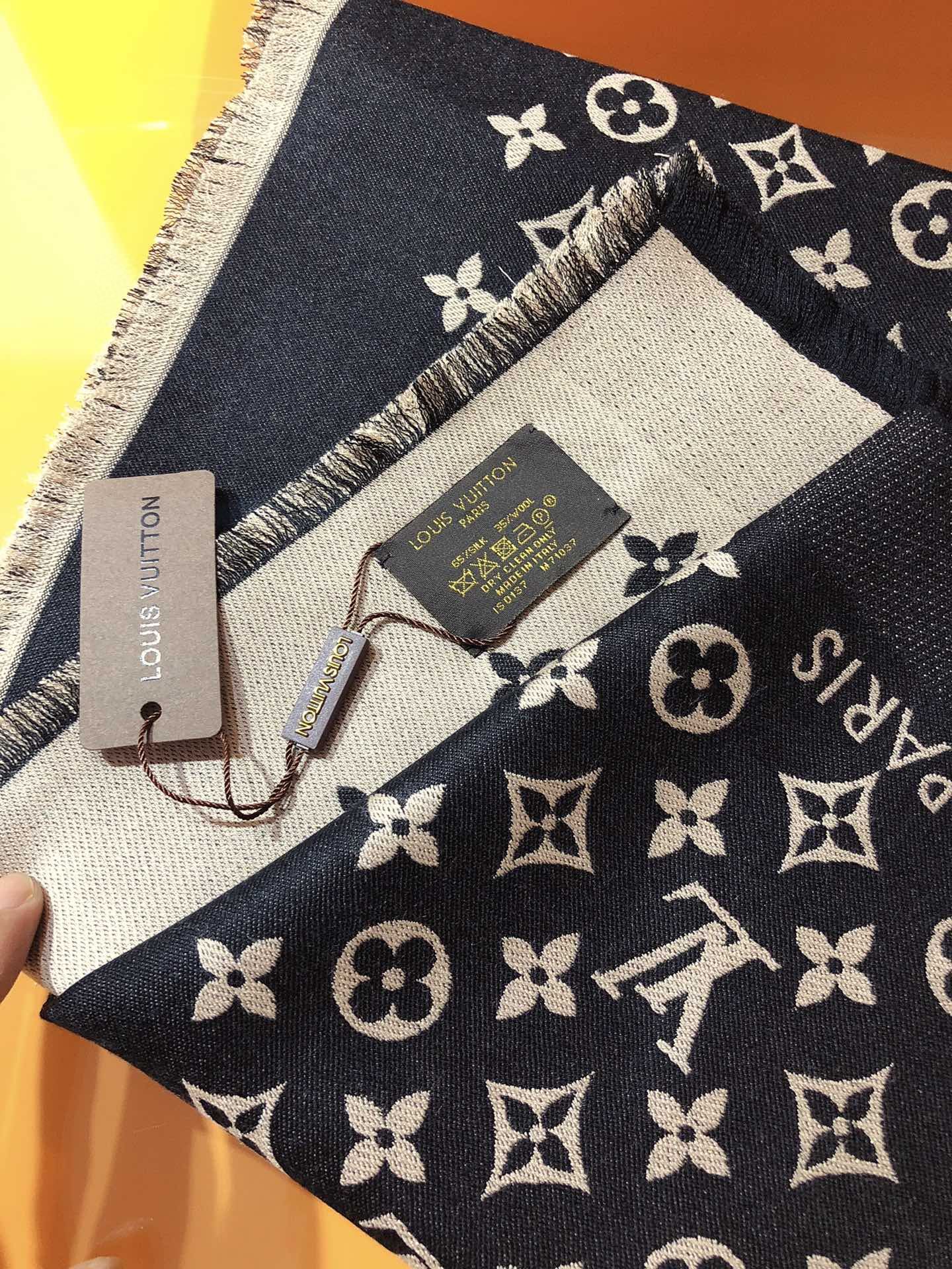 Louis new arrival scarf size: 70*200 cm 008