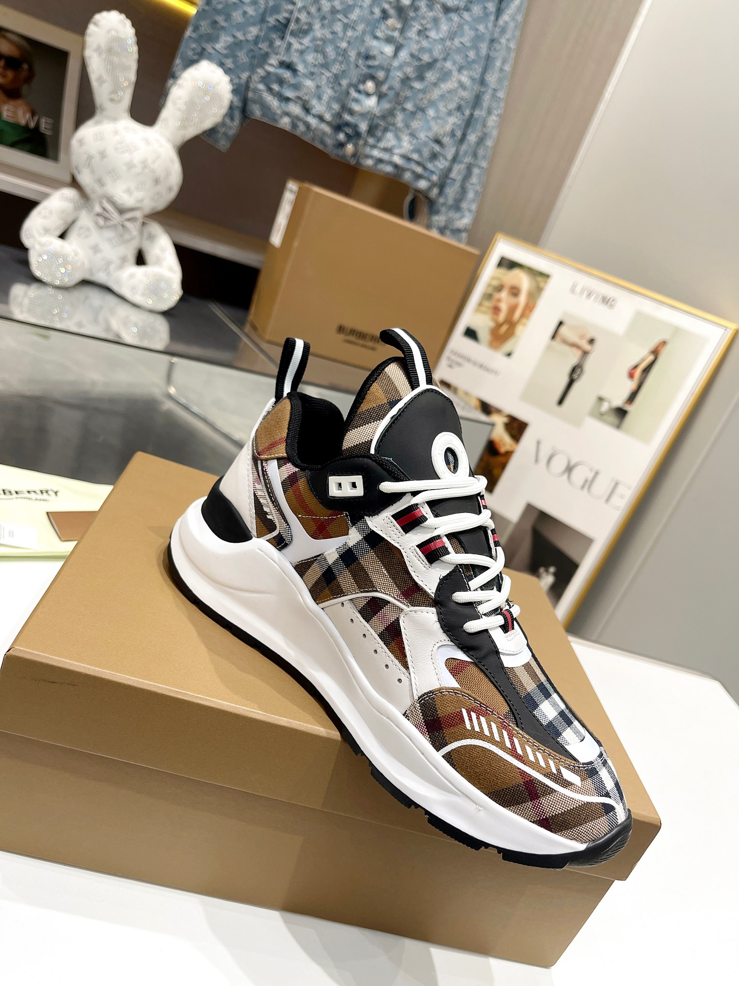 BB man and women sneakers