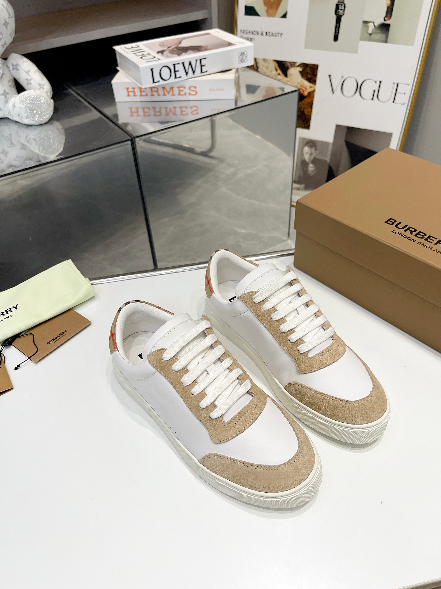 BB women and man shoes 03