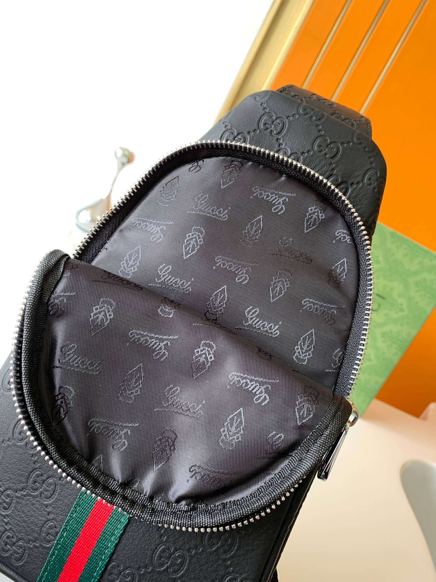 GG new arrival man bag size : 16.5x30x6 cm