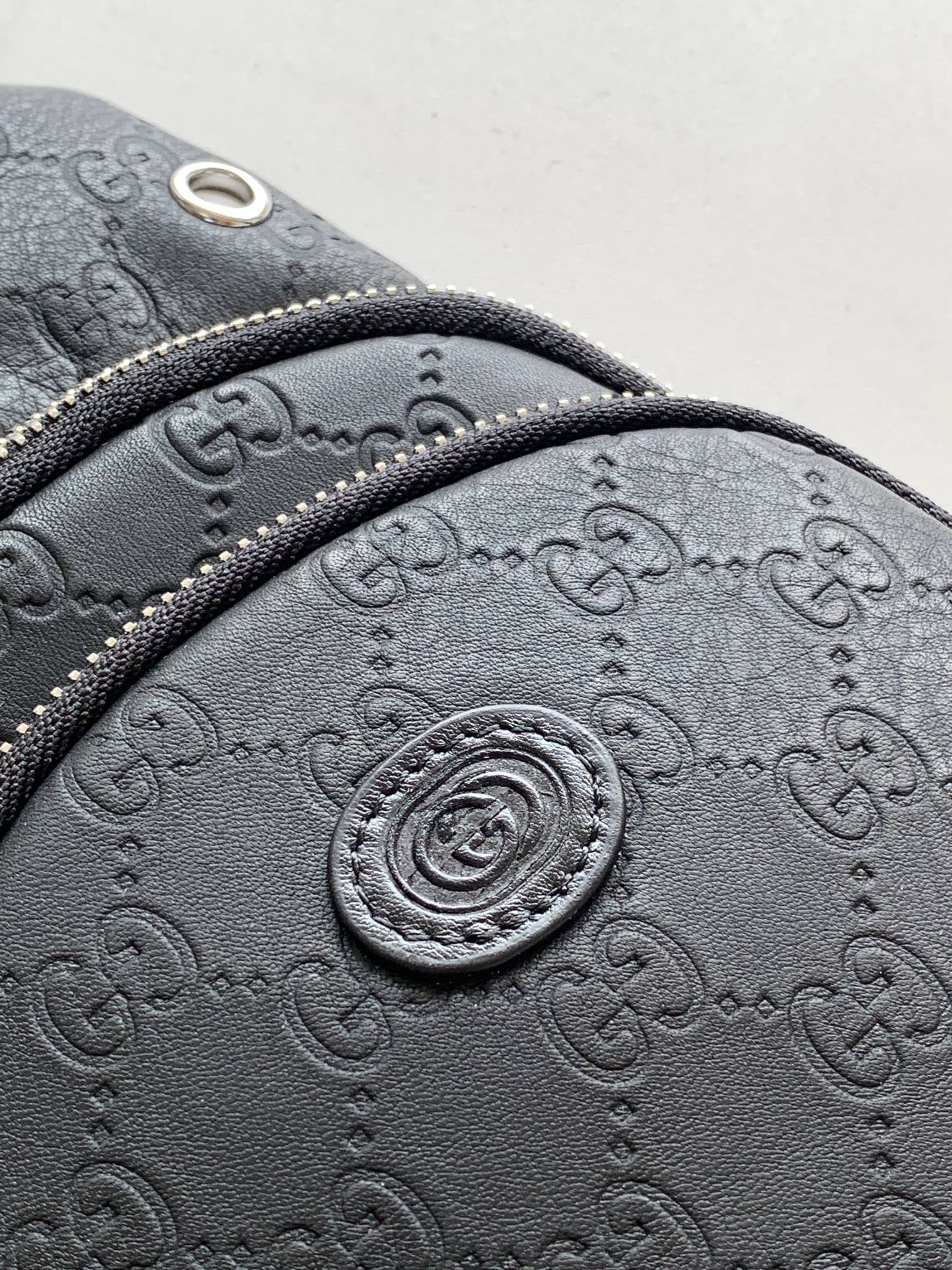 Gg new arrival man bag size : 16.5x30x6 cm